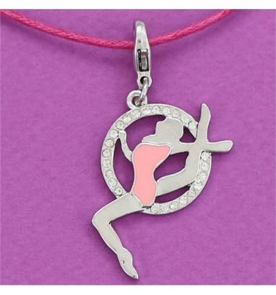 collier gymnaste au cerceau