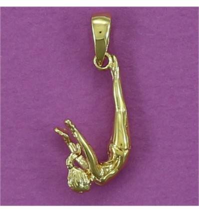 pendentif plongeon féminin