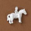 pendentif cheval de trait