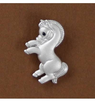 pendentif poney fougueux