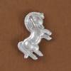 pendentif poney fougueux