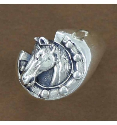 chevalière tête de cheval en argent massif