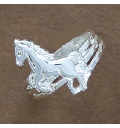 bague cheval cabré