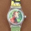 montre cheval de face au galop