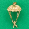 grand pendentif parachute