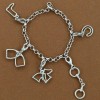 bracelet cheval avec 5 charm's cheval