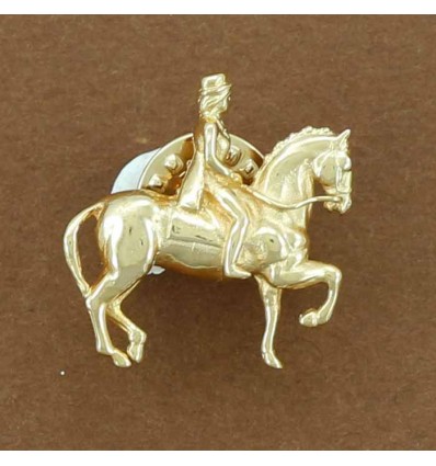 pin's cheval de dressage